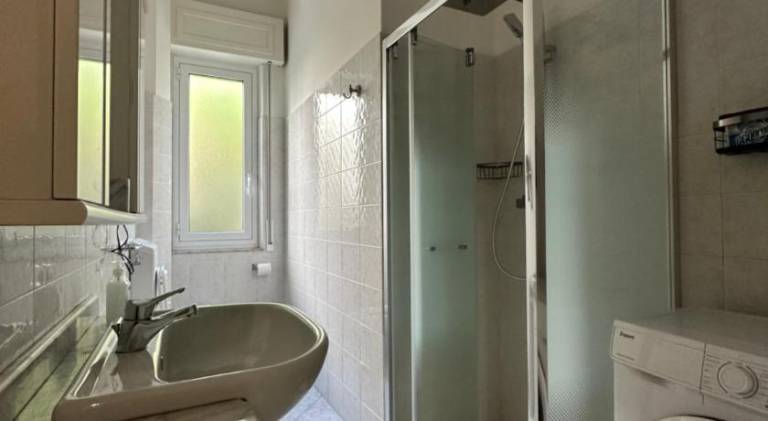 Holiday apartment with 2 rooms for 5 persons — photo 2
