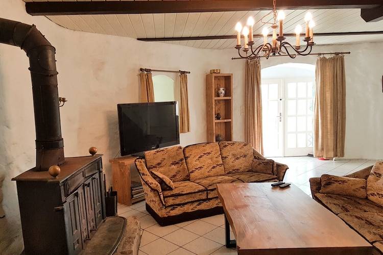 Family-friendly ample house with patio, garden & barbeque | Pets are welcome — photo 2