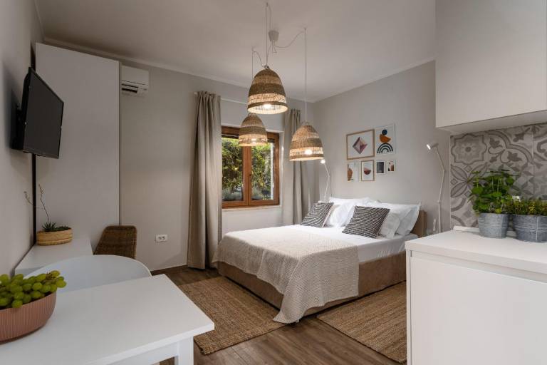 Holiday apartment with terrace — photo 2
