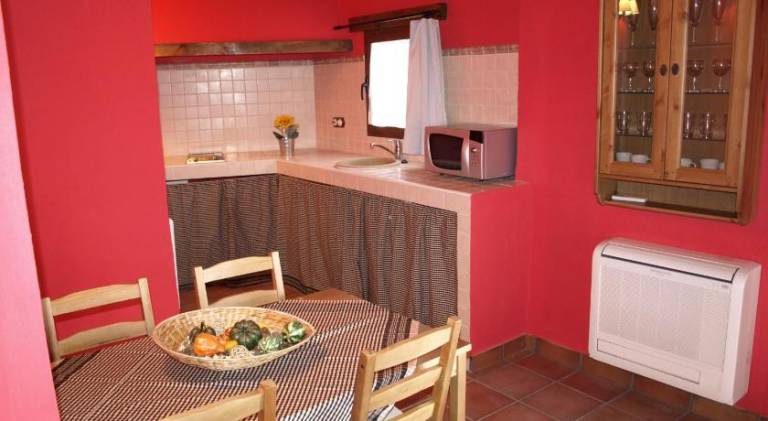 Holiday apartment with jacuzzi & patio — photo 5