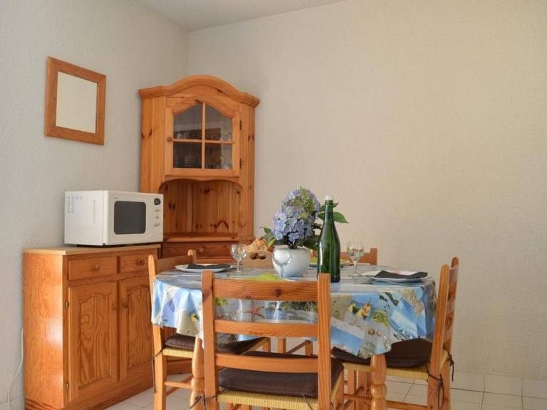 Studio with 1 room for 4 persons — photo 4