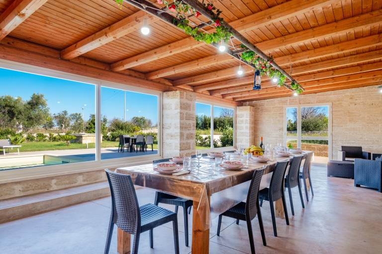 Family-friendly nice villa with private pool & yard | Garden view | Dogs allowed — photo 4