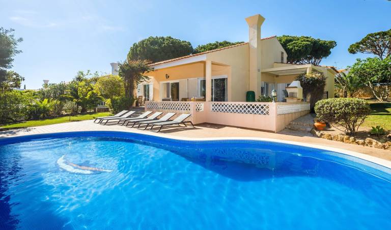 Villa Almancil