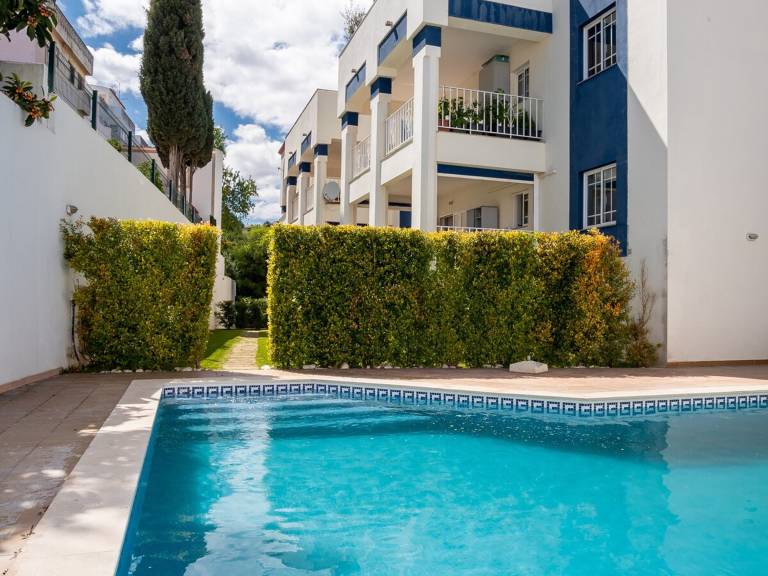 Old Town Albufeira Apartment near Beach — photo 2