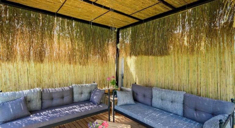 Villa with yard, private pool & patio — photo 5