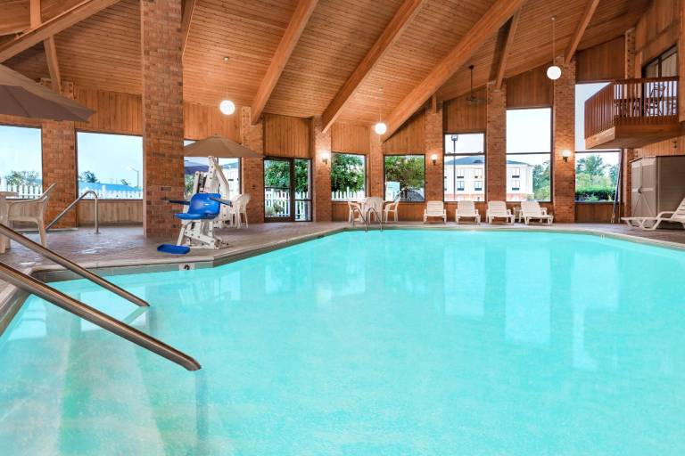 Baymont by Wyndham Tupelo — photo 3