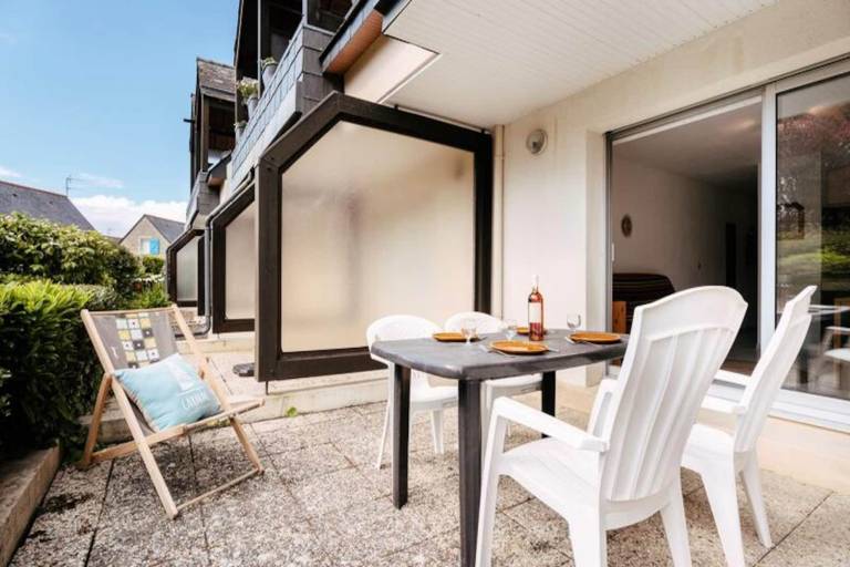 Beautiful rental apartment with patio & garden | Beach nearby | Pets are welcome in Carnac