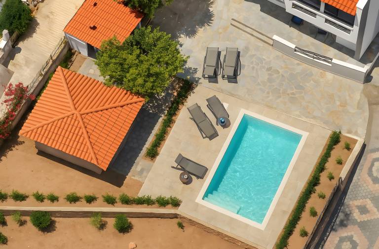 Holiday Home 'Villa Melenia 1' with Private Pool, 5 Minutes from the Beach, Wi-Fi & Air Conditioning — photo 3