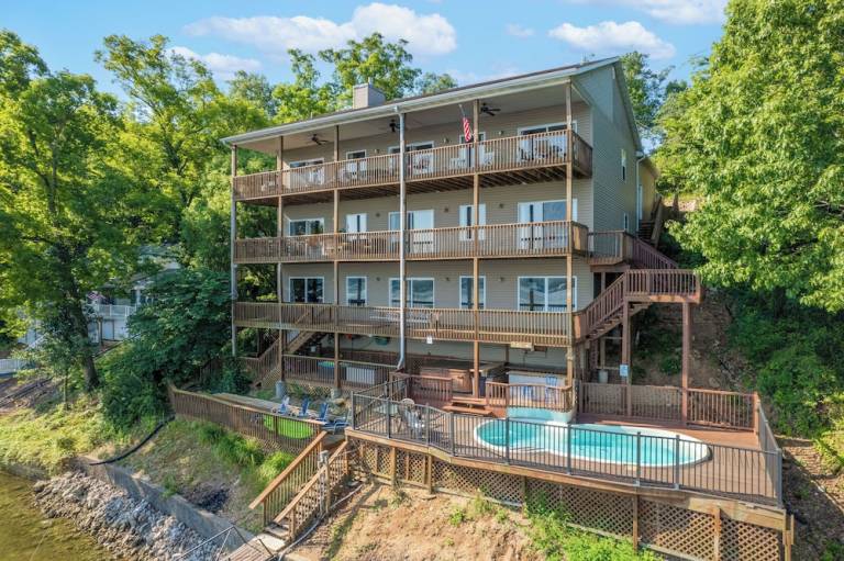 Cabin  Hurricane Deck