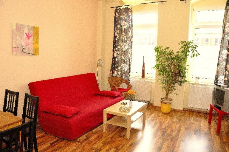 Rental apartment with 2 rooms for 5 persons in Dresden