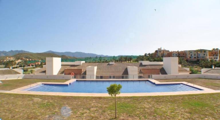 Apartment with pool — photo 3