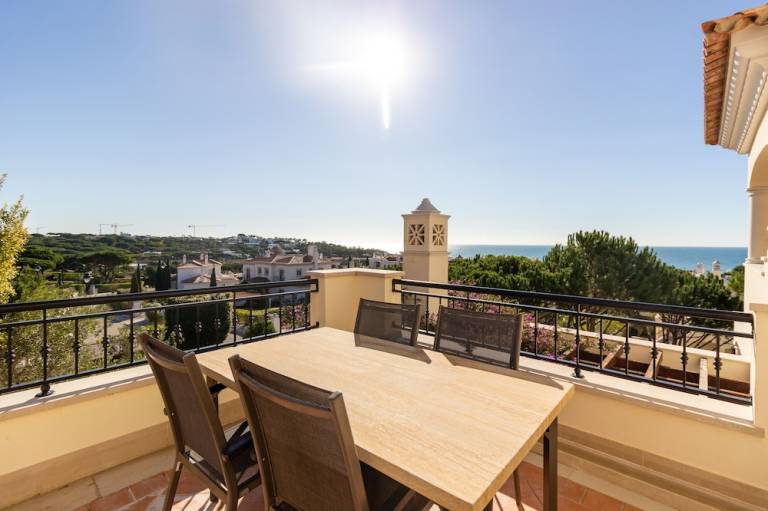 Aparthotel Almansil