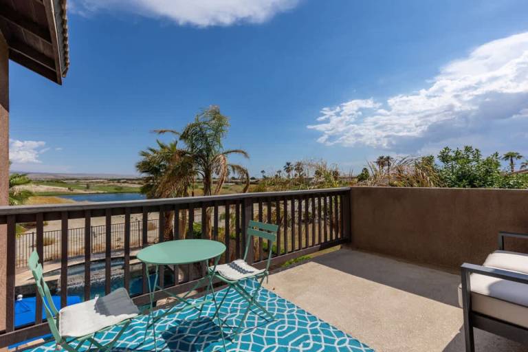 Vacation home with private pool — photo 5