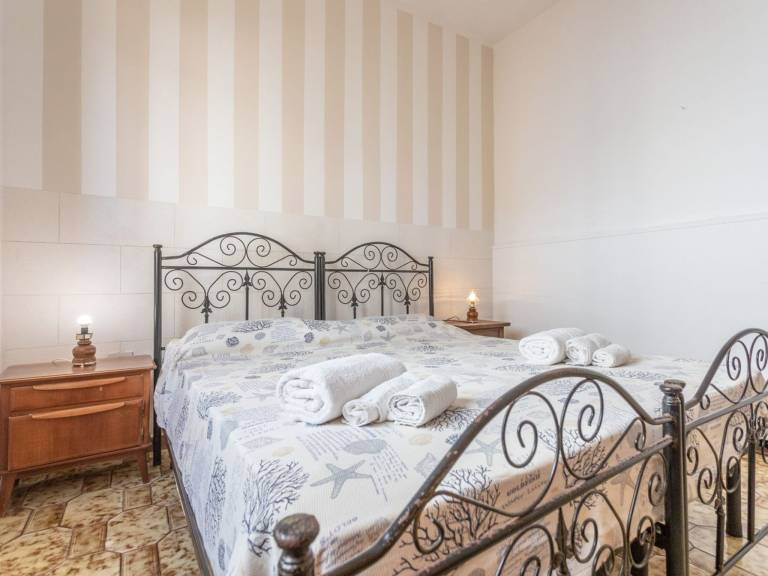 Charming holiday apartment with terrace, yard & barbeque | Sea view | Next to the beach | Pet-friendly — photo 5