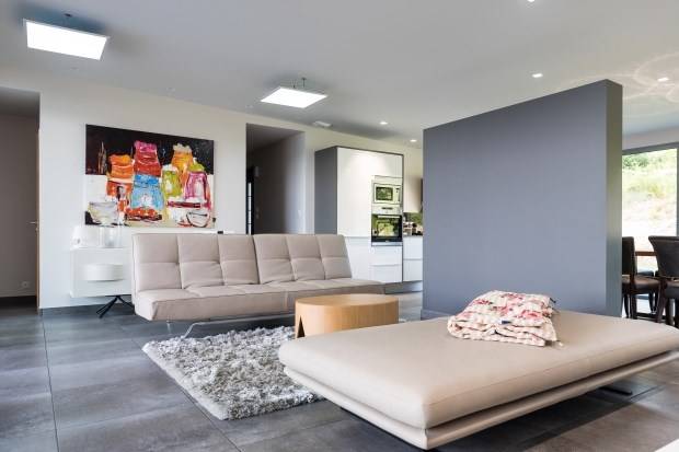 Villa with BBQ, yard & private pool | River view — photo 3