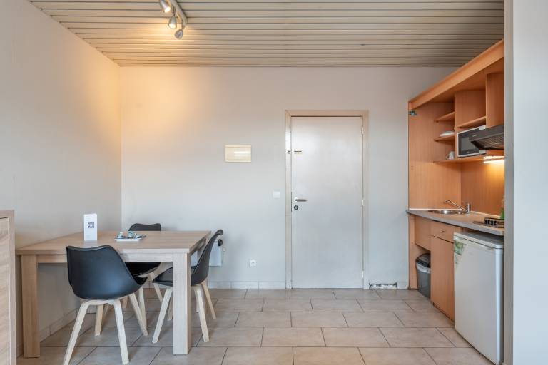 Private room with garden, patio & barbecue — photo 4