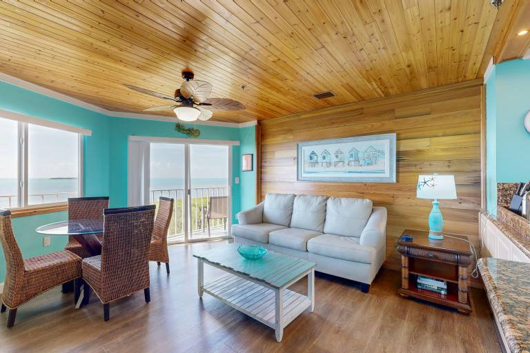 Condo Tavernier