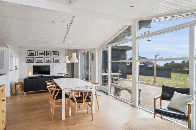 Wonderful house with patio | Sea view | Dogs allowed — photo 3