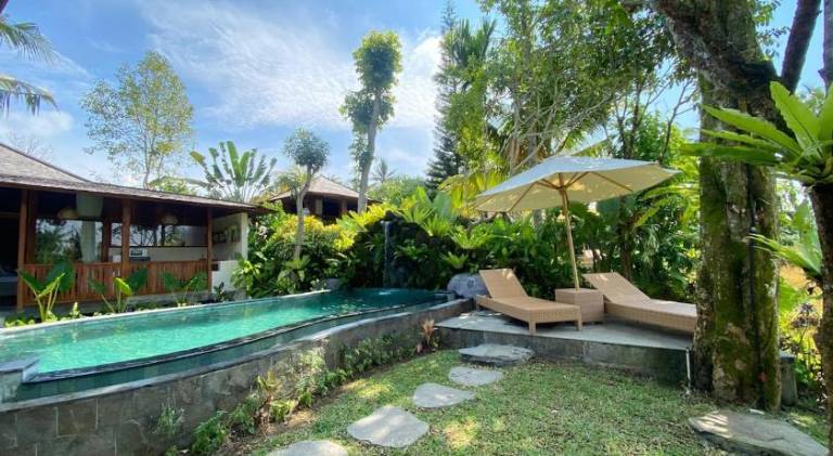 Villa with terrace & private pool — photo 3
