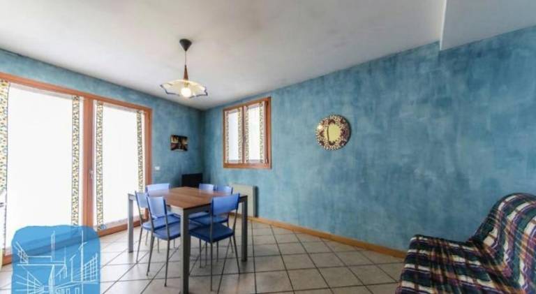Holiday apartment with 2 rooms for 5 persons — photo 3