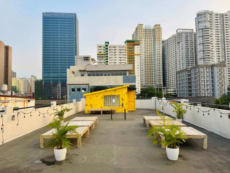 Hostel  Manila