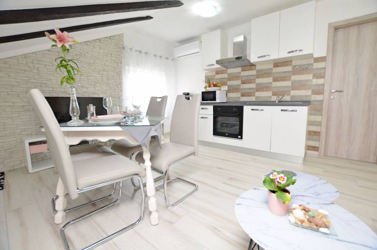 Apartments Viktoria — photo 3