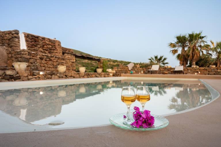 Ferienhaus mit Pool in Scauri, Sizilien f&uuml;r max. 4 Personen