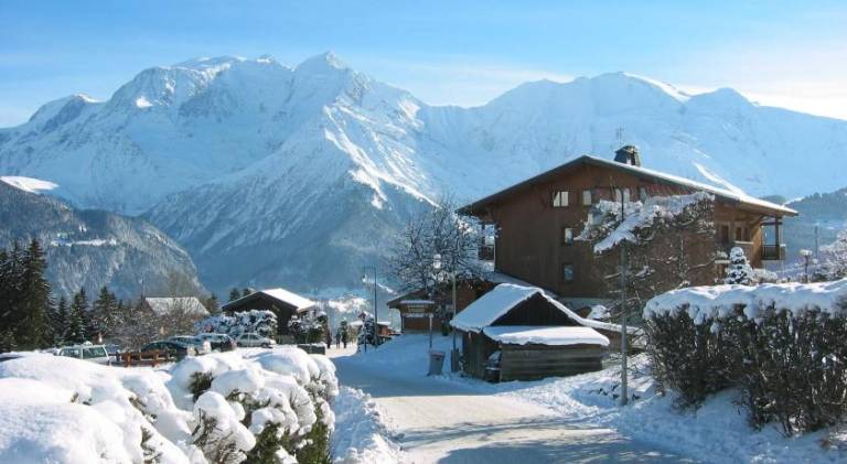 Big serviced apartment with yard | Ski nearby | Pets are welcome — photo 4