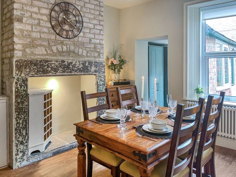 Cottage with yard | River view — photo 5