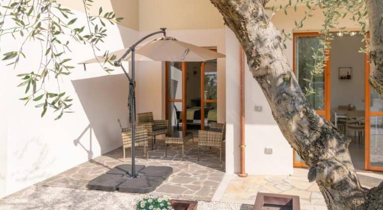 Fully equipped wonderful apartment with garden & patio | Suitable for remote work | Dogs allowed — photo 4