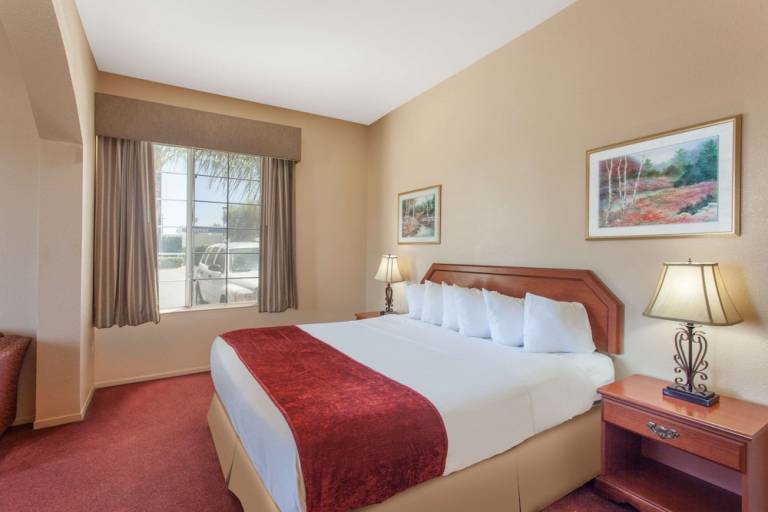 Motel West Fresno