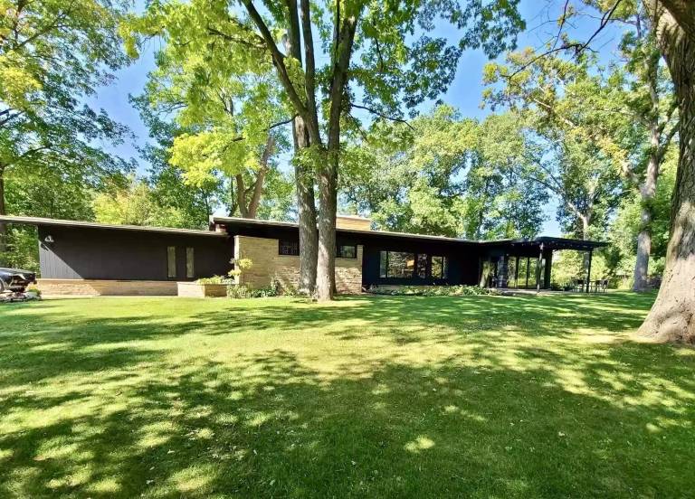 House Appleton