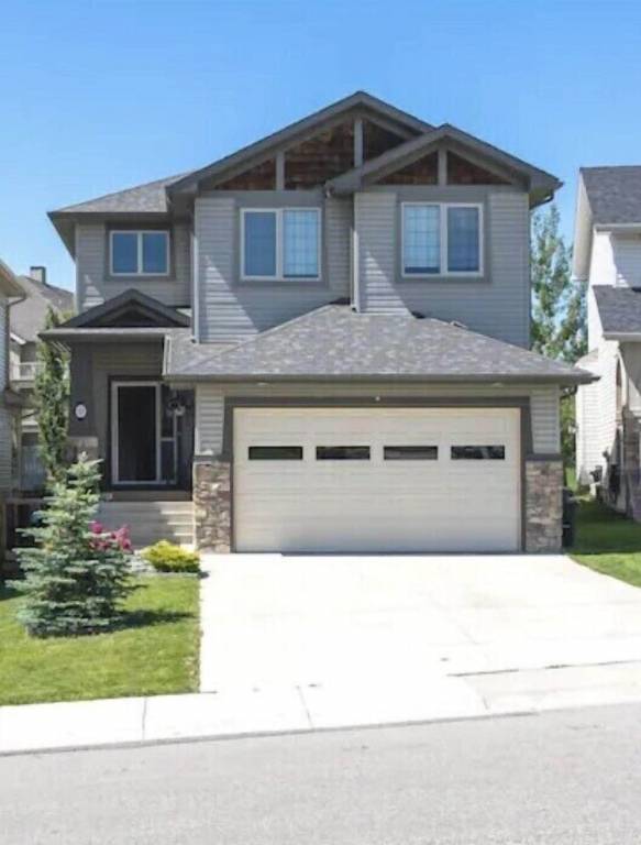 Cochrane Vacation Rentals from 115 HomeToGo