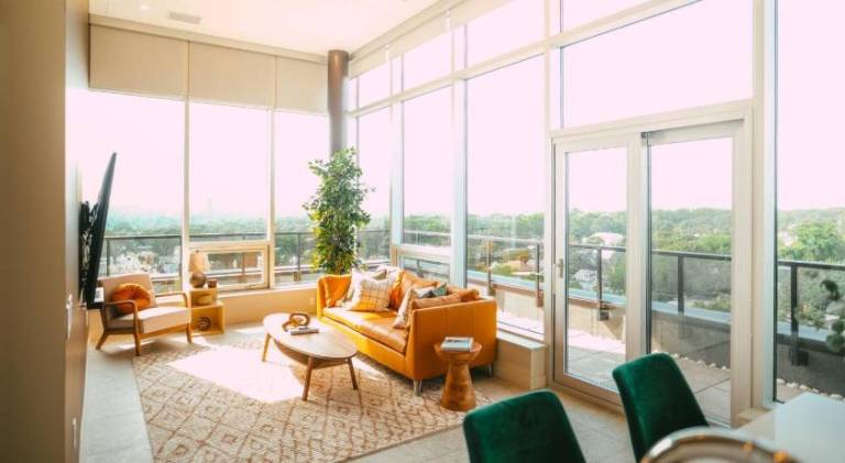 Luxury 2BR Penthouse Apt In Central Halifax in Halifax, NS