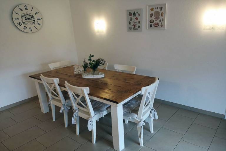 Vacation home with garden & patio — photo 3
