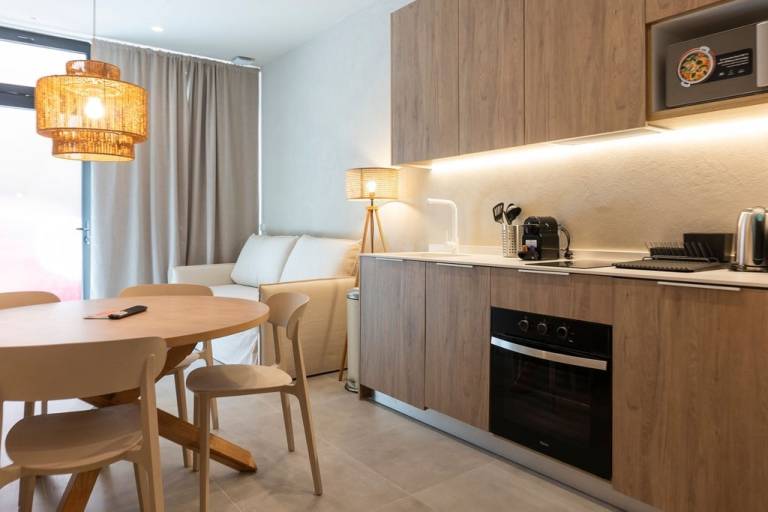Modern Designer Studio near Vibrant Ruzafa