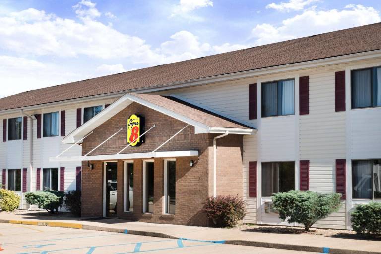 Super 8 By Wyndham West Plains — photo 5