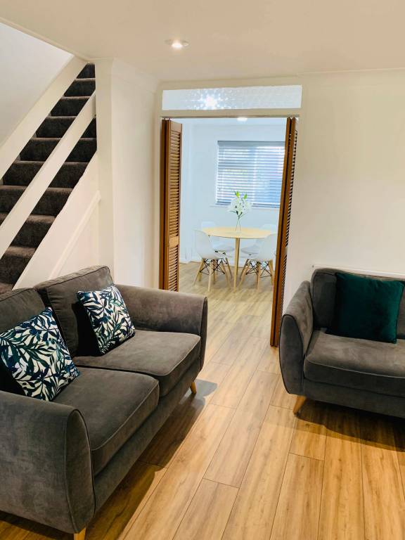 House  Aldershot