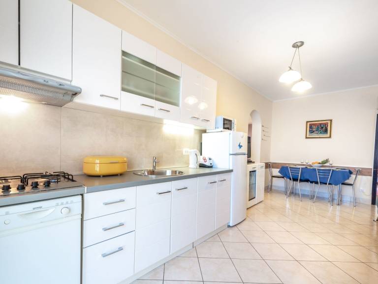 Geräumige Ferienwohnung mit eigener Terrasse — photo 4
