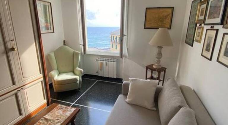Holiday apartment with 2 rooms for 5 persons — photo 2