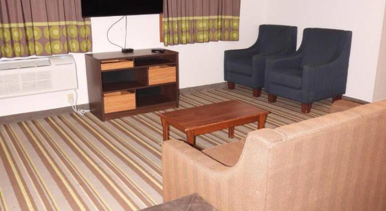 Super 8 By Wyndham Westminster Denver North — photo 4