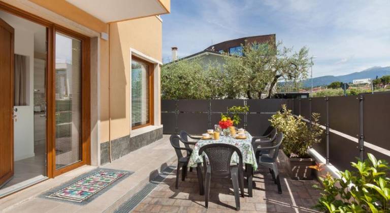 Rental apartment with pool | Pets allowed in Affi