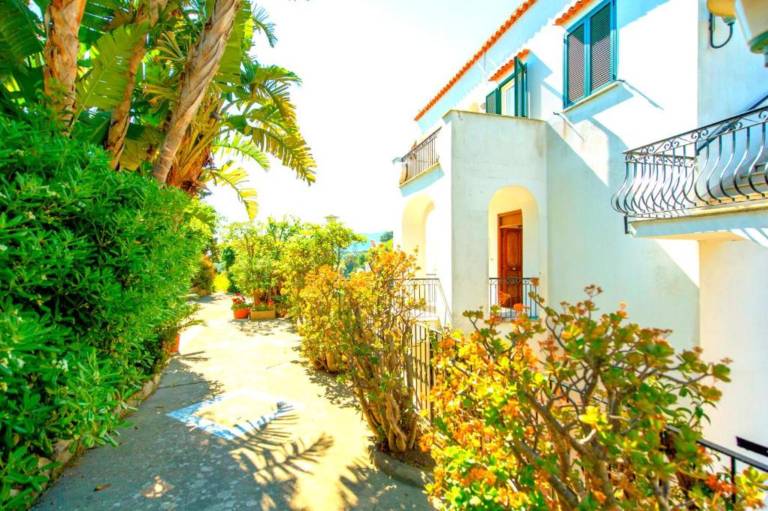 Leilighet  Ischia