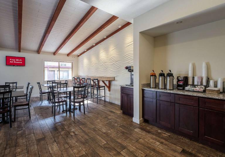 Red Roof Inn Lancaster - Strasburg — photo 2