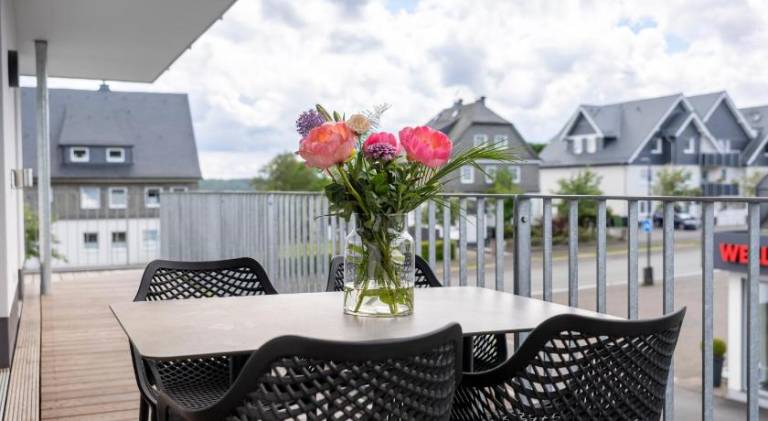 Rental apartment with patio, garden & sauna — photo 4