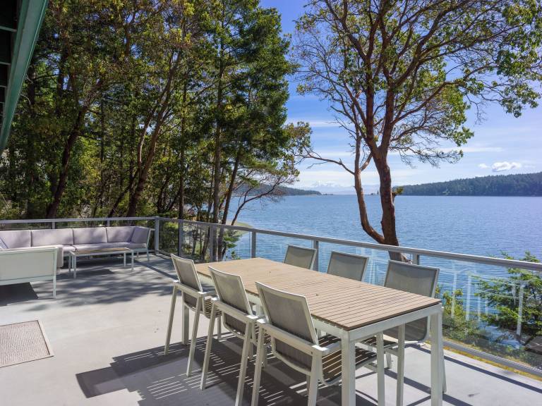 House Lopez Island