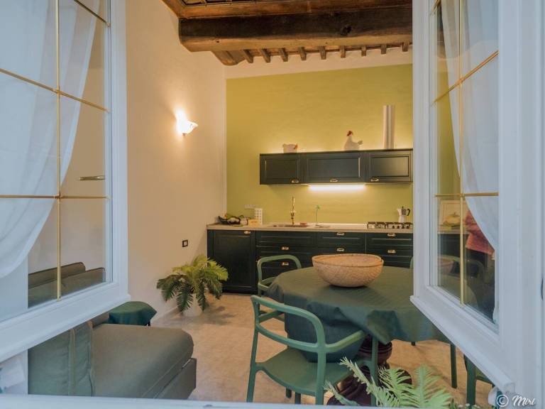 Holiday apartment with patio — photo 4
