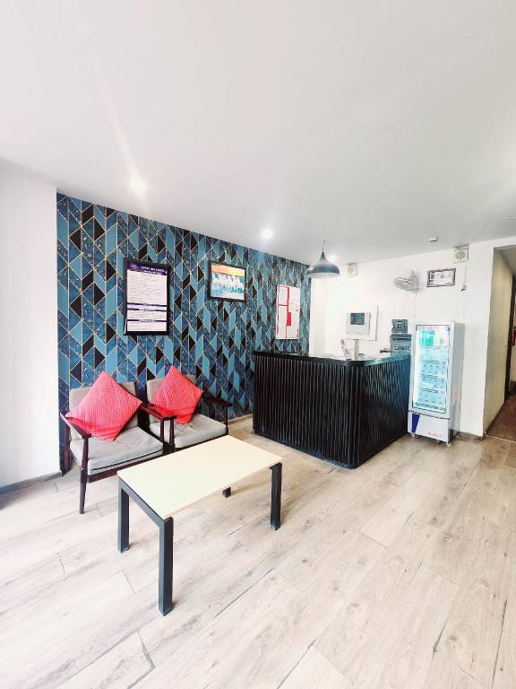 TIPSYY INN 003 in Gurugram