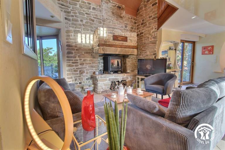 Gite with terrace, yard & BBQ | Dogs allowed — photo 4