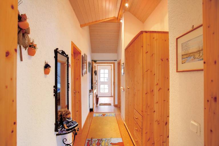 Rental apartment with patio — photo 2